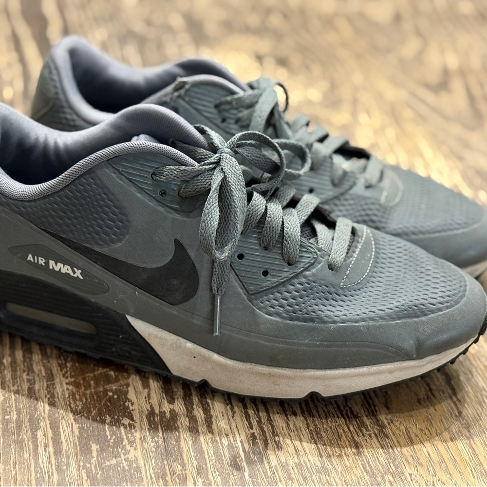 Nike Air Max 90 Hyperfuse CU9978-001 Men’s 11.5 Gray/Black – Great Condition